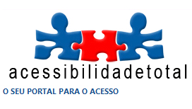 Imagem do logo do site acessibilidade total: 3 peças de quebra cabeça unidas. Duas azuis, na ponta e uma vermelha, no centro.